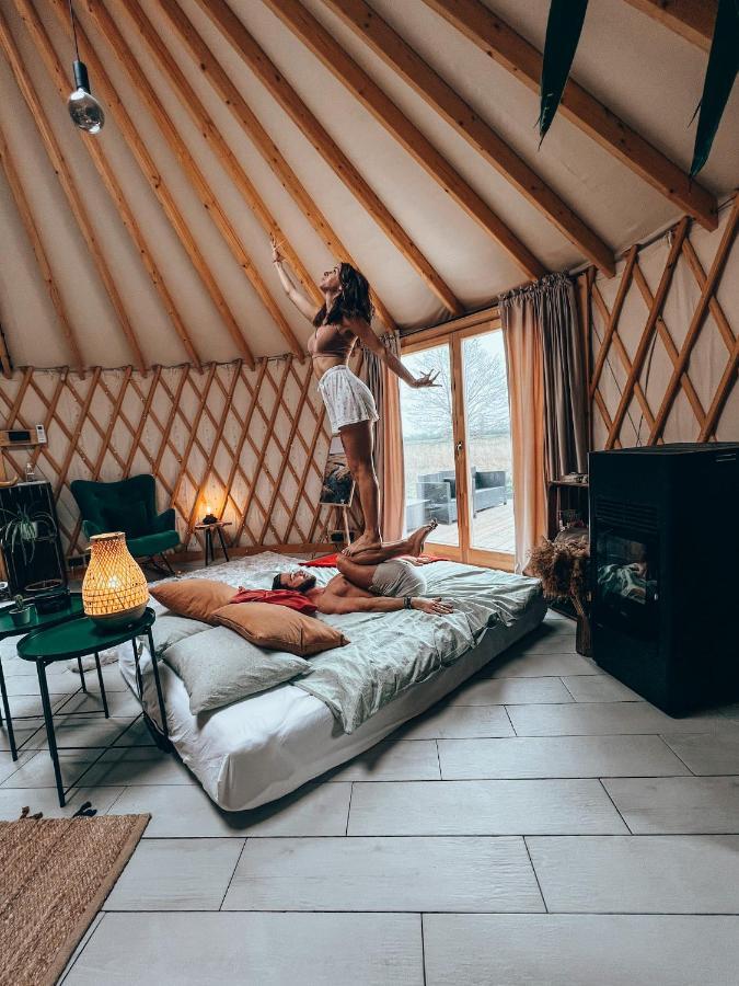 Jurty Glamping Hotel Gostynin Kültér fotó
