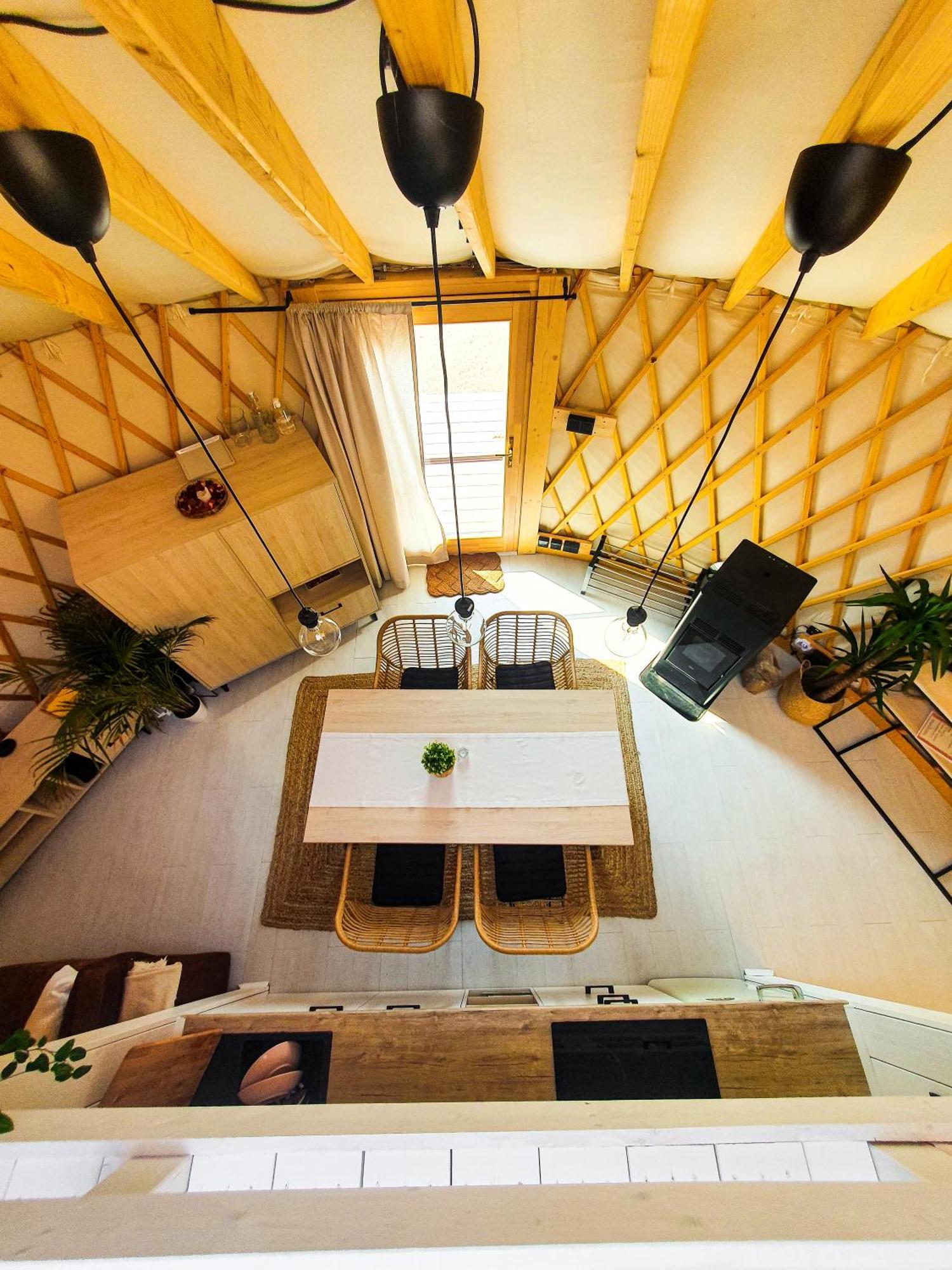 Jurty Glamping Hotel Gostynin Kültér fotó