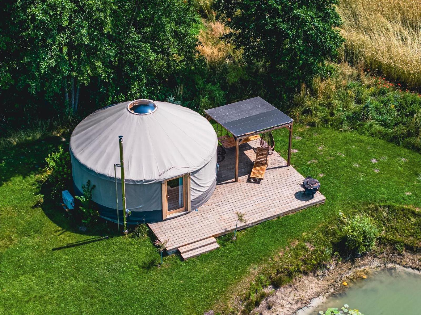 Jurty Glamping Hotel Gostynin Kültér fotó